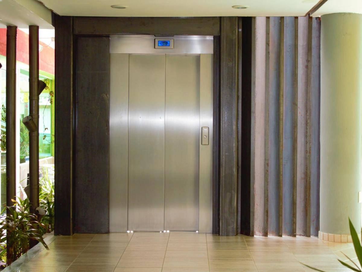 Hotel Rs Suites Тустла-Гутьеррес Экстерьер фото