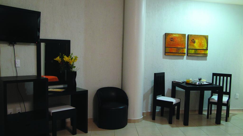 Hotel Rs Suites Тустла-Гутьеррес Экстерьер фото