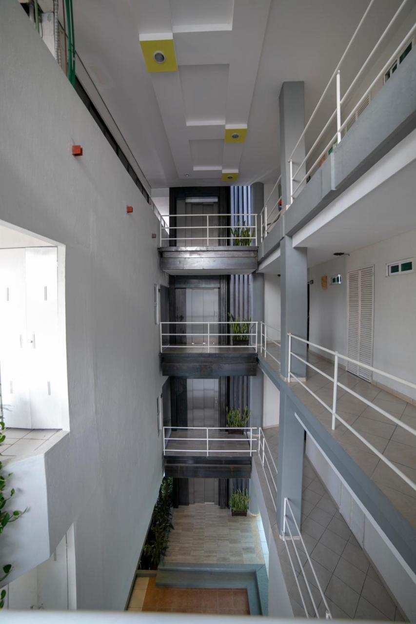 Hotel Rs Suites Тустла-Гутьеррес Экстерьер фото